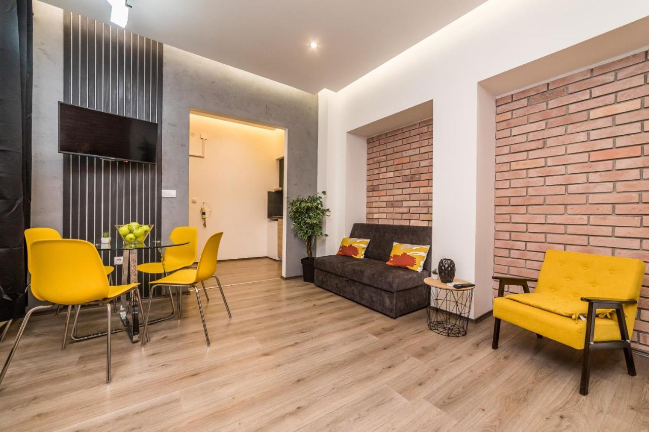 Marcel Apartment